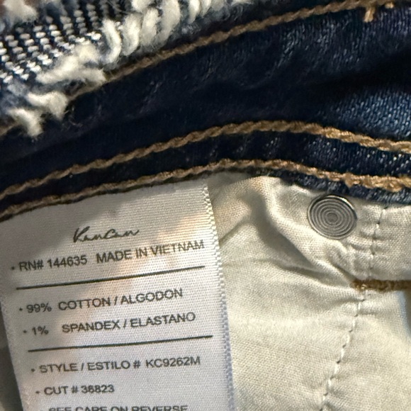 KanCan Light Blue Distressed Jean Shorts 15” waist  NWT - Picture 5 of 16